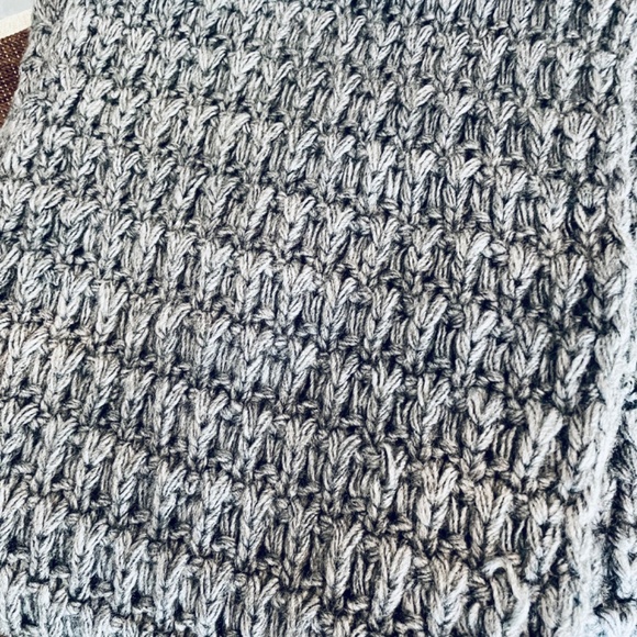 Matching Hat & Scarf - Picture 3 of 3